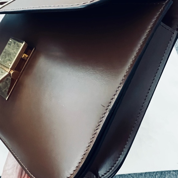 CELINE MEDIUM CLASSIC BAG IN BOX CALFSKIN CAMEL - Picture 13 of 17